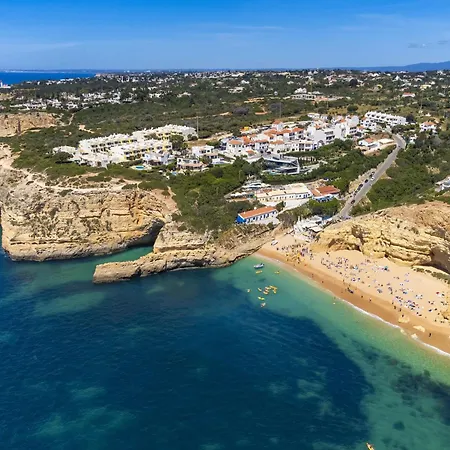Near Do Carvalho Holiday home *